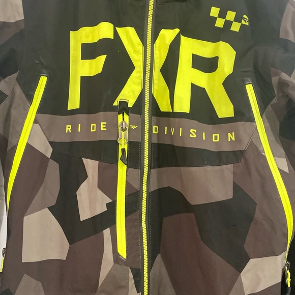 FXR Extreem Performance Men’s Sledding Suit - Picture 12 of 15